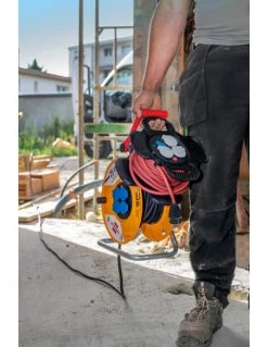 Brennenstuhl Brennenstuhl Enrouleur électrique Compact X-GUM 3 Prises 10m H07RN-F 3G1,5 | 1169761100 - Brennensthul | IFD Outillage -Chantier Atelier Soldes Boutique enrouleur electrique compact x gum 3 prises 10m h07rn f 3g15 1169761100 brennensthul 4