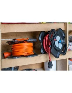 Brennenstuhl Brennenstuhl Enrouleur électrique Compact X-GUM + Rallonge électrique 18,50+1,50m De Câble H05VV-F 2x1,5 | 1169751200 - Brennensthul | IFD Ou -Chantier Atelier Soldes Boutique enrouleur electrique compact x gum rallonge electrique 1850150m de cable h05vv f 2x15 1169751200 brennensthul 5