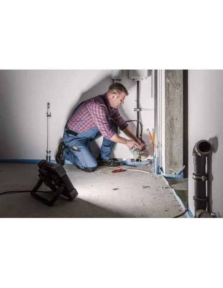 Projecteur LED Portable DINORA 8000 IP65 8000lm | 1171580010 - Brennenstuhl | IFD Outillage 3 Projecteur LED Portable DINORA 8000 IP65 8000lm | 1171580010 - Brennenstuhl | IFD Outillage – Image 3